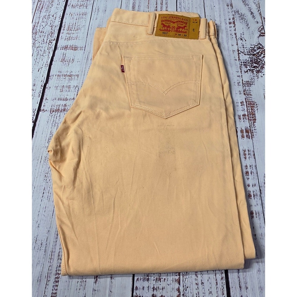 Levi's 501 Original Fit Jeans Mens 38x32 Peach NWOT Button Fly Straight Leg - Picture 7 of 9